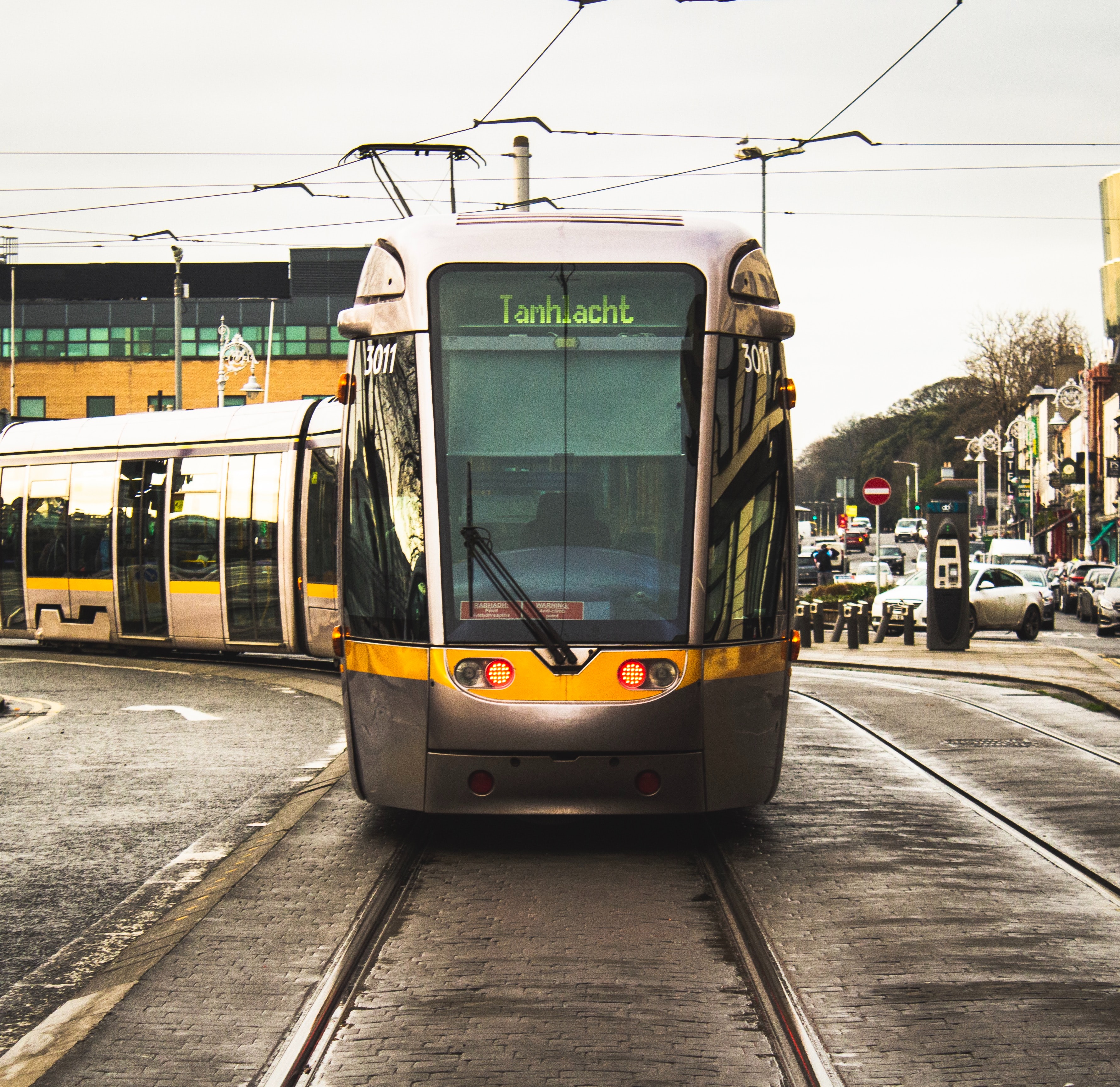 The rear of Luas that is traveling to Tallaght